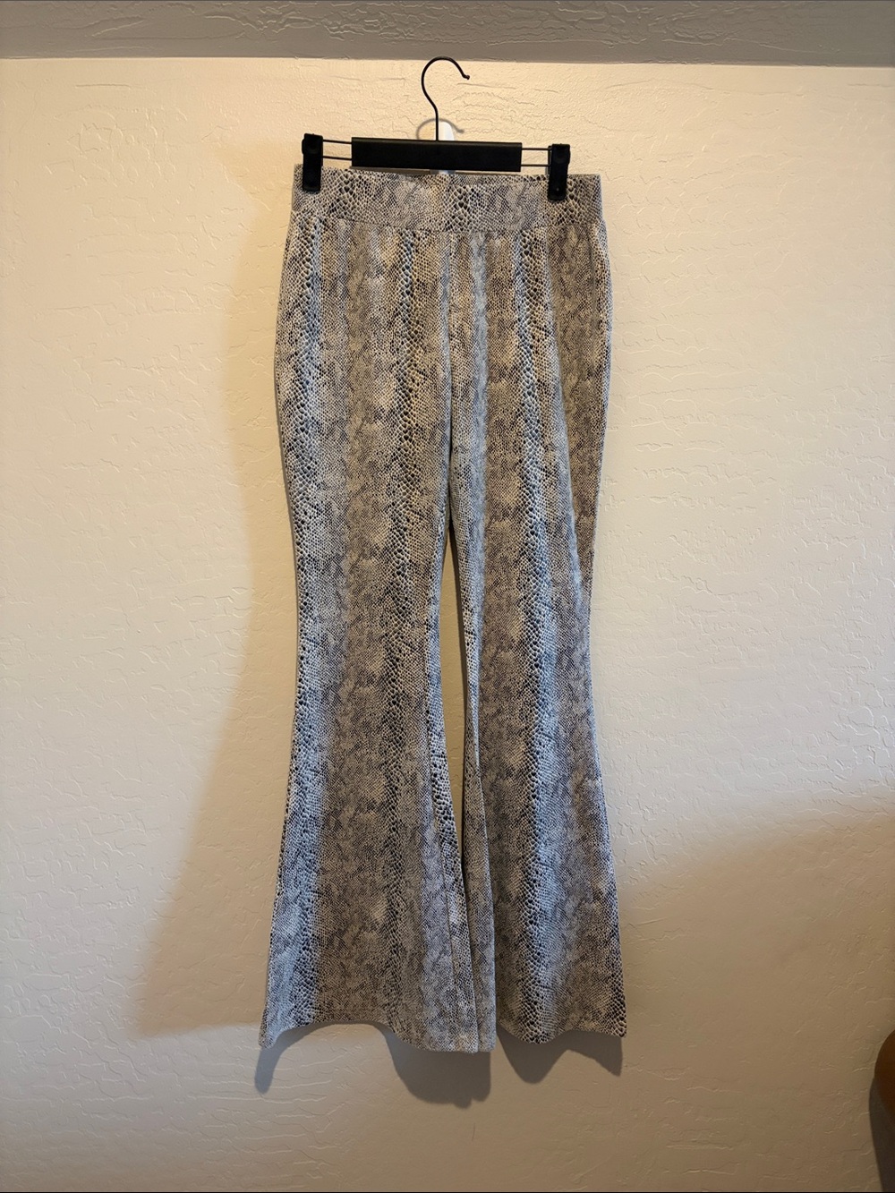 Scully Gray Snake-Print Flare Pants